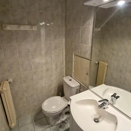 Moderne Renove Aux Pieds Des Pistes A Super - Fr-1-814-122