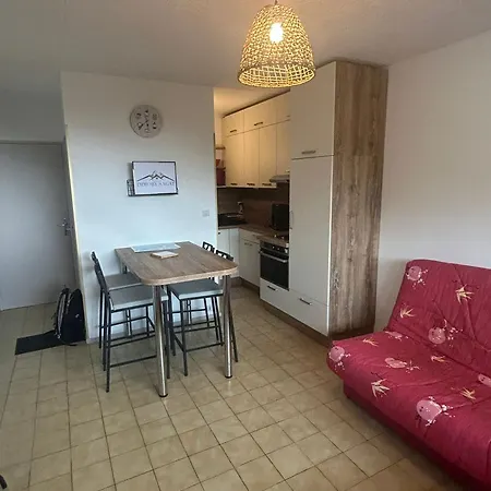 아파트 Moderne Renove Aux Pieds Des Pistes A Super - Fr-1-814-122 *