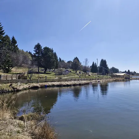 Moderne Renove Aux Pieds Des Pistes A Super - Fr-1-814-122