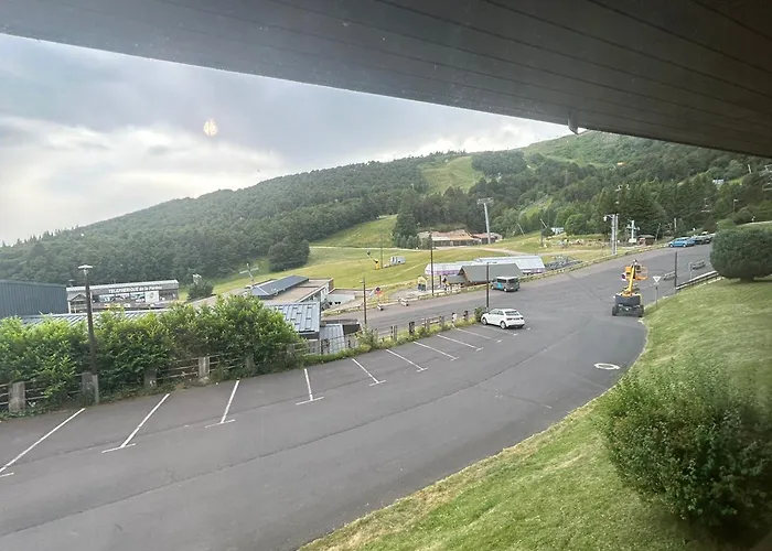 Appartement Moderne Rénové Aux Pieds Des Pistes à - Fr-1-814-122